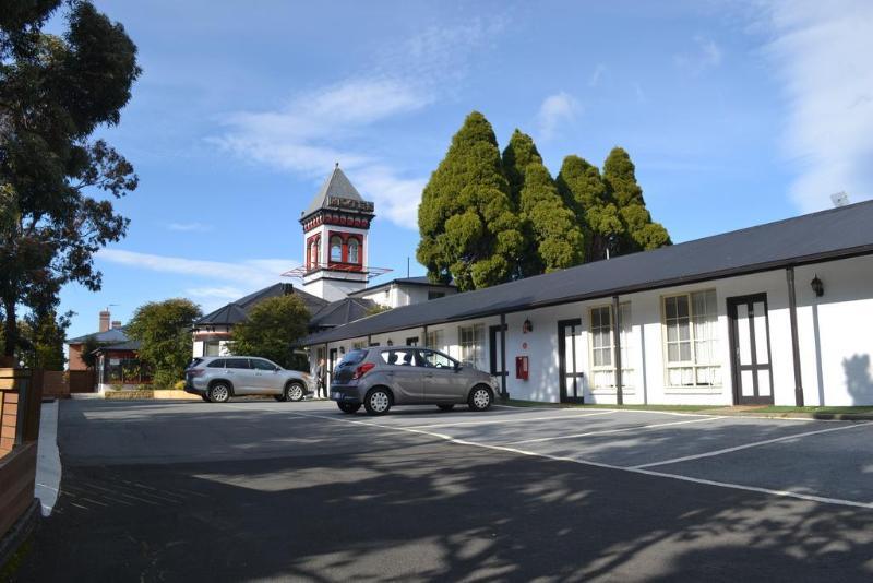 Hobart Tower Motel Exteriör bild