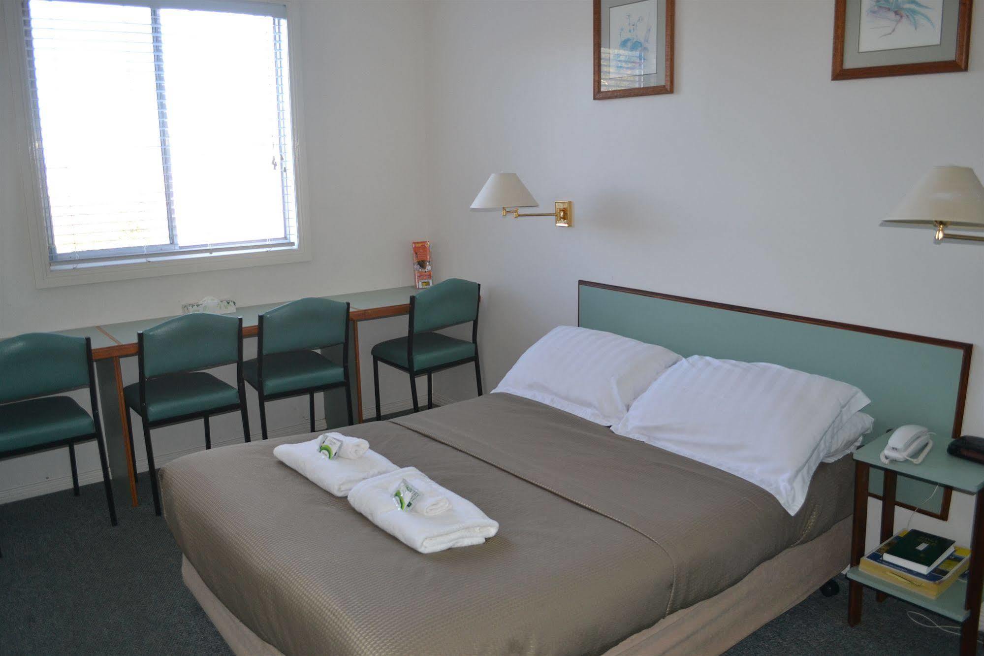 Hobart Tower Motel Exteriör bild